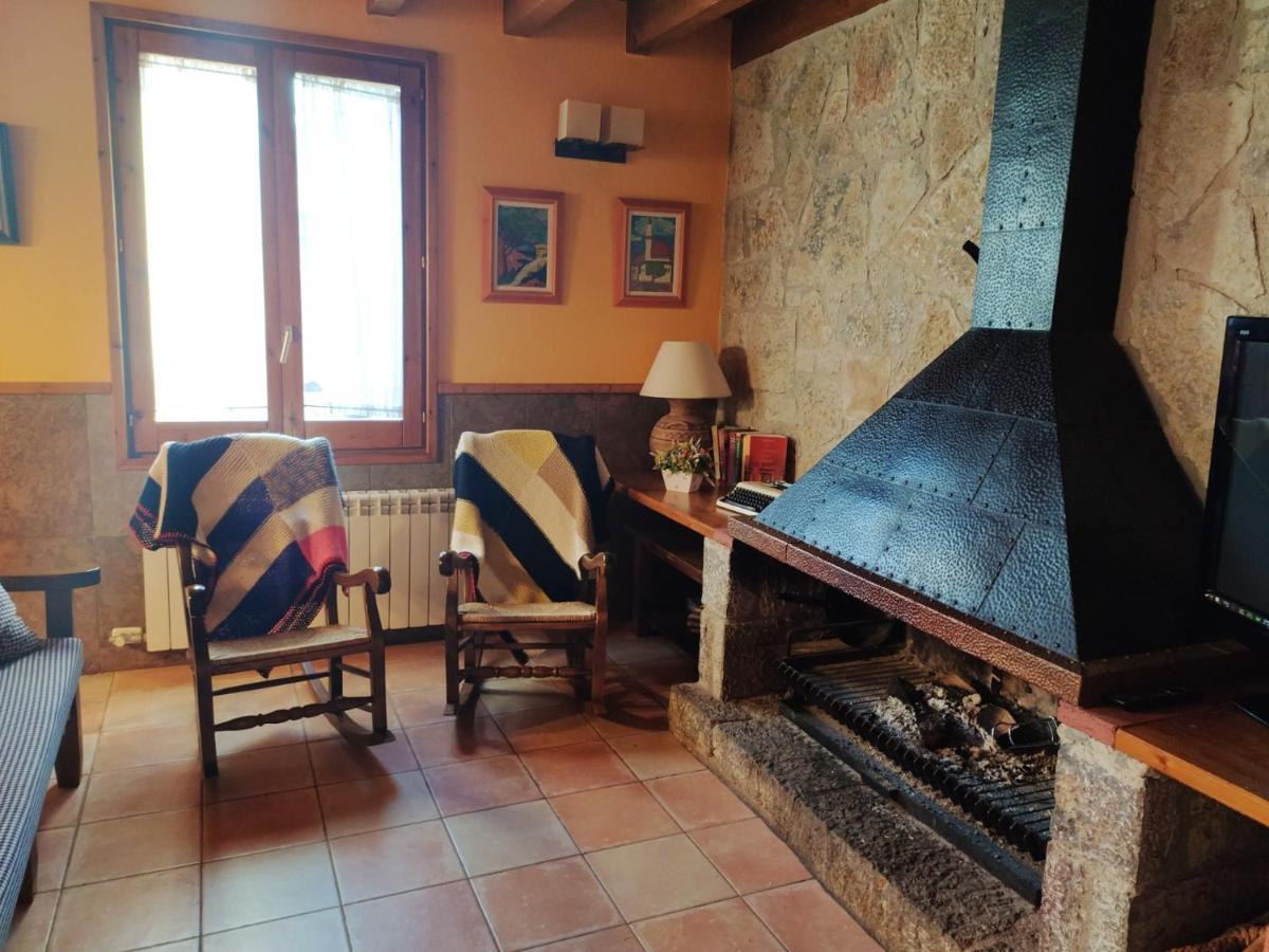Spacious House In Ogassa With Terrace And Bbq Zewnętrze zdjęcie