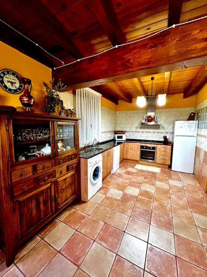 Spacious House In Ogassa With Terrace And Bbq Zewnętrze zdjęcie
